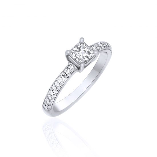 18W White Gold Princess Cut Diamond Ring