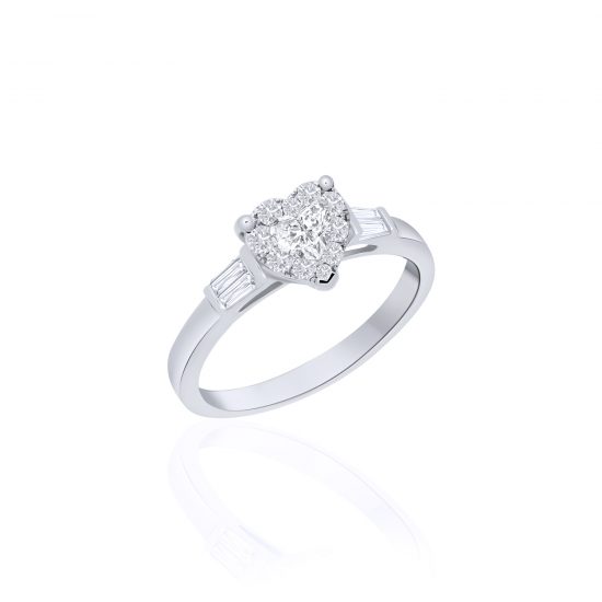 18W White Gold Heart Engagement Ring